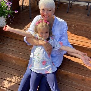 Meet your Posher, Lynda